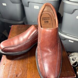 Johnston & Murphy XC4 Water Proof Men's Chestnut Brown Leather Slip-On Loafers